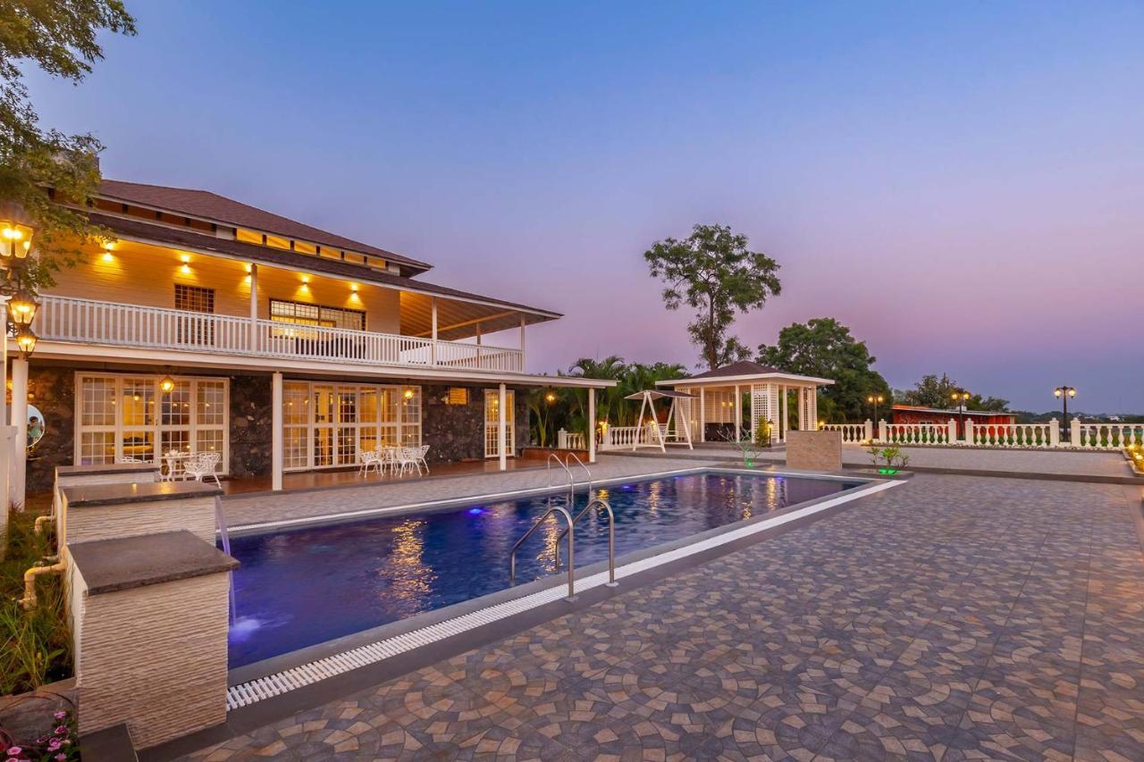 Stayvista'S Lake La Vie - Tranquil Lake-View Villa Amidst Farmland With Pool And Poolside Gazebo - Proximity To Sula Nashik Exteriör bild